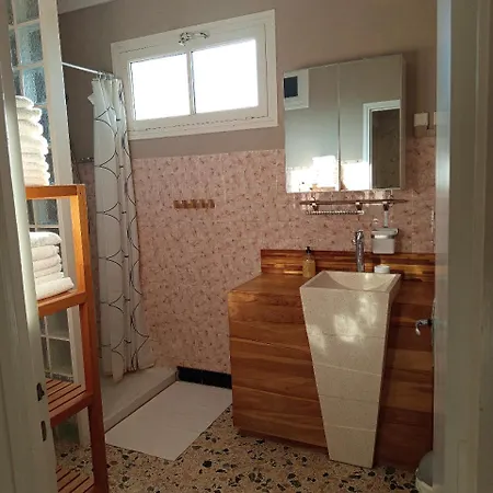 Holiday home La Des Mouts- Piscine -clim