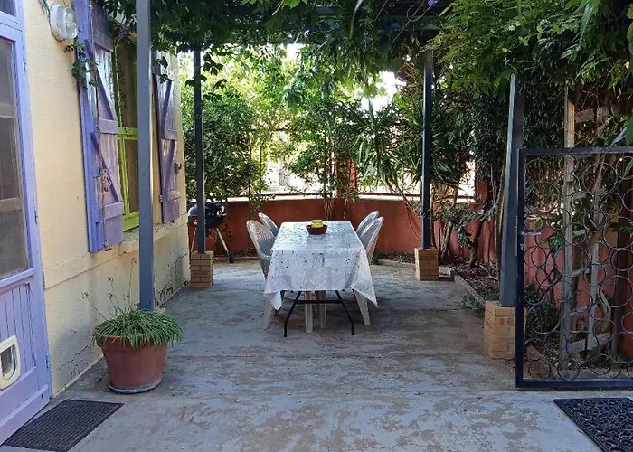 La Des Mouts- Piscine -clim Semesterbostad Fleury (Aude)