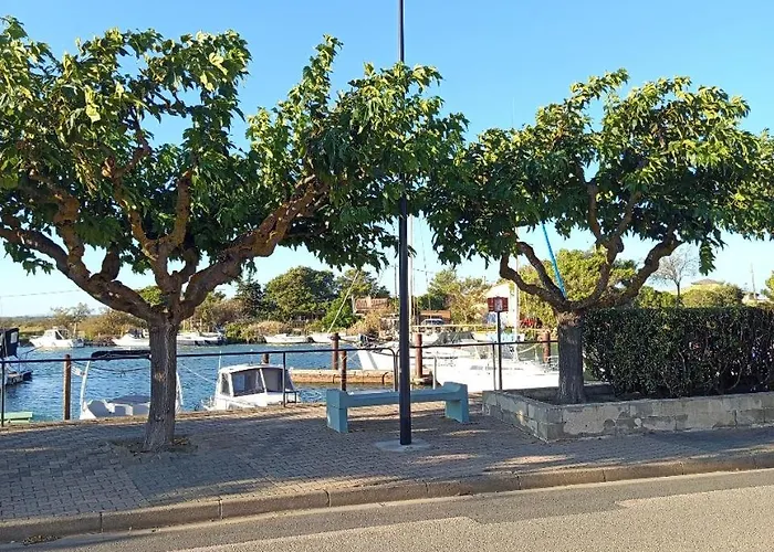 La Des Mouts- Piscine -clim * Fleury (Aude)
