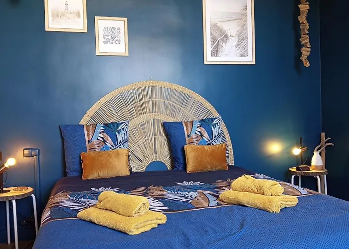 La Des Mouts- Piscine -clim