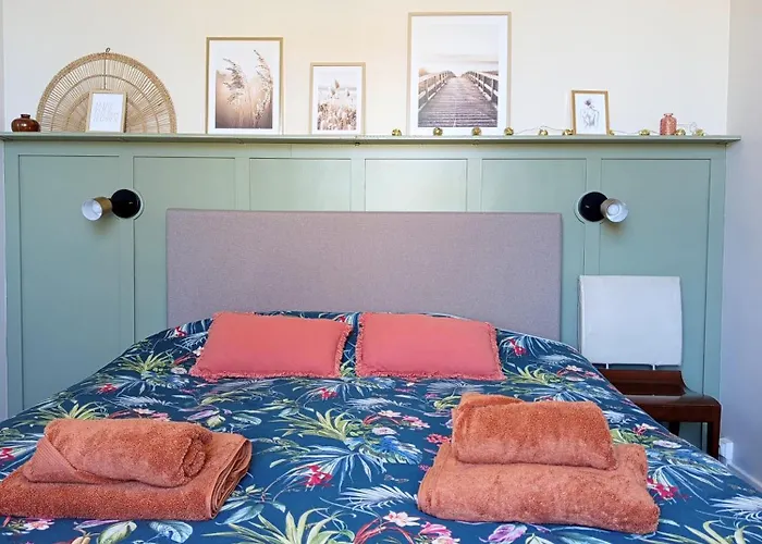 Semesterbostad La Des Mouts- Piscine -clim *